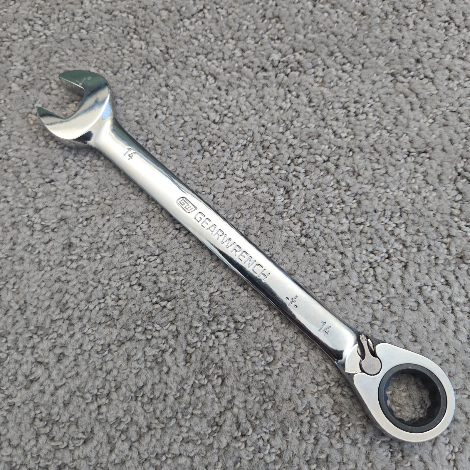 GEARWRENCH Reversible Ratcheting 12pt Combination Wrench SAE/Metric Choose Size