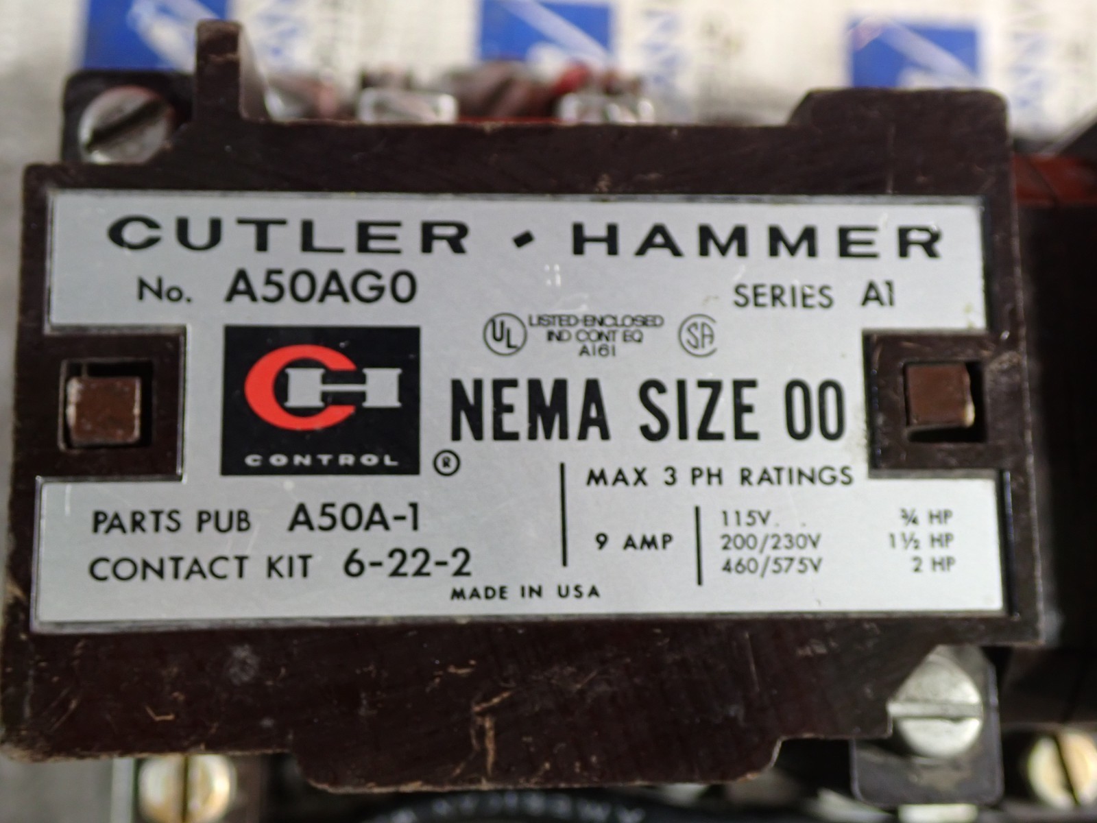 Cutler Hammer A50AG0 Size 00 Reversing Starter 3 Phase 9 Amp w/ C320KB2 S939