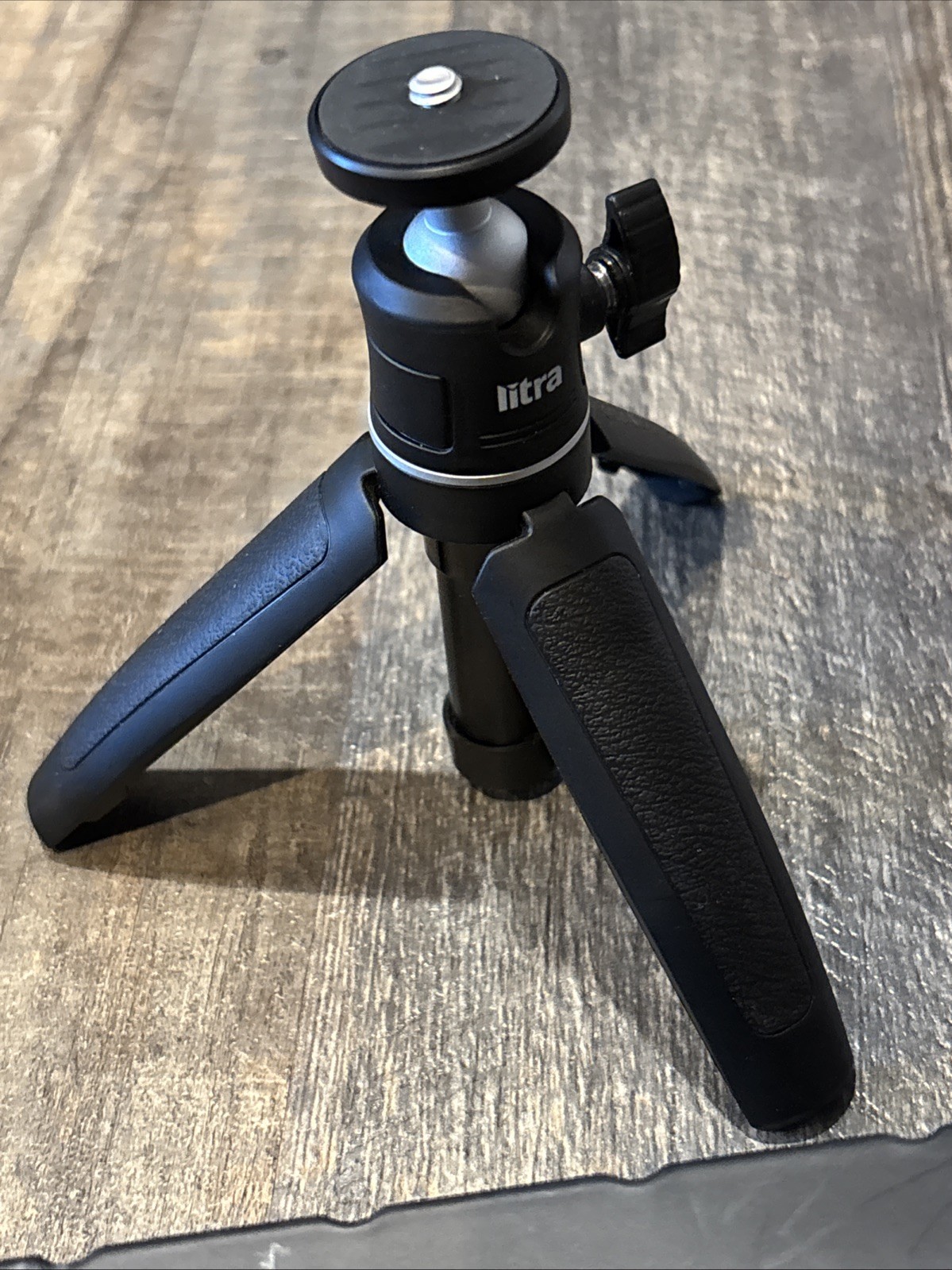 LITRA TORCH 2.0 PHOTO AND VIDEO LIGHT Great Condition