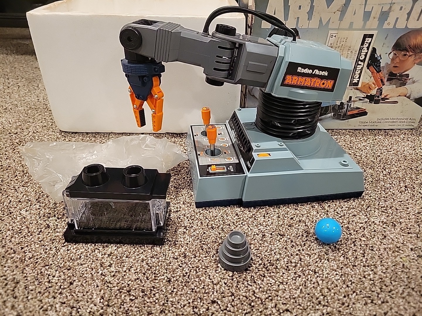 Vintage Radio Shack Armatron Robot Arm Toy In Original Box 60-2364 H1