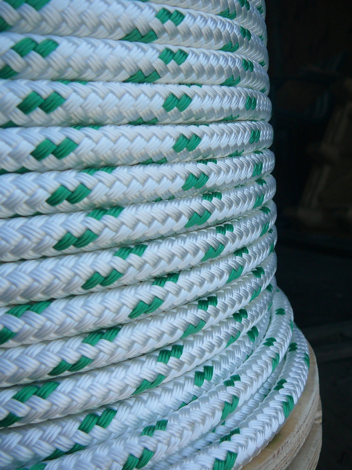 NovaTech XLE Halyard Sheet Line, Dacron Sailboat Rope 7/16" x 100' White/Green