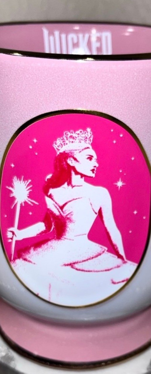 2-NWT Wicked Coffee/tea Green, Pink With Gold Handle Mug Set