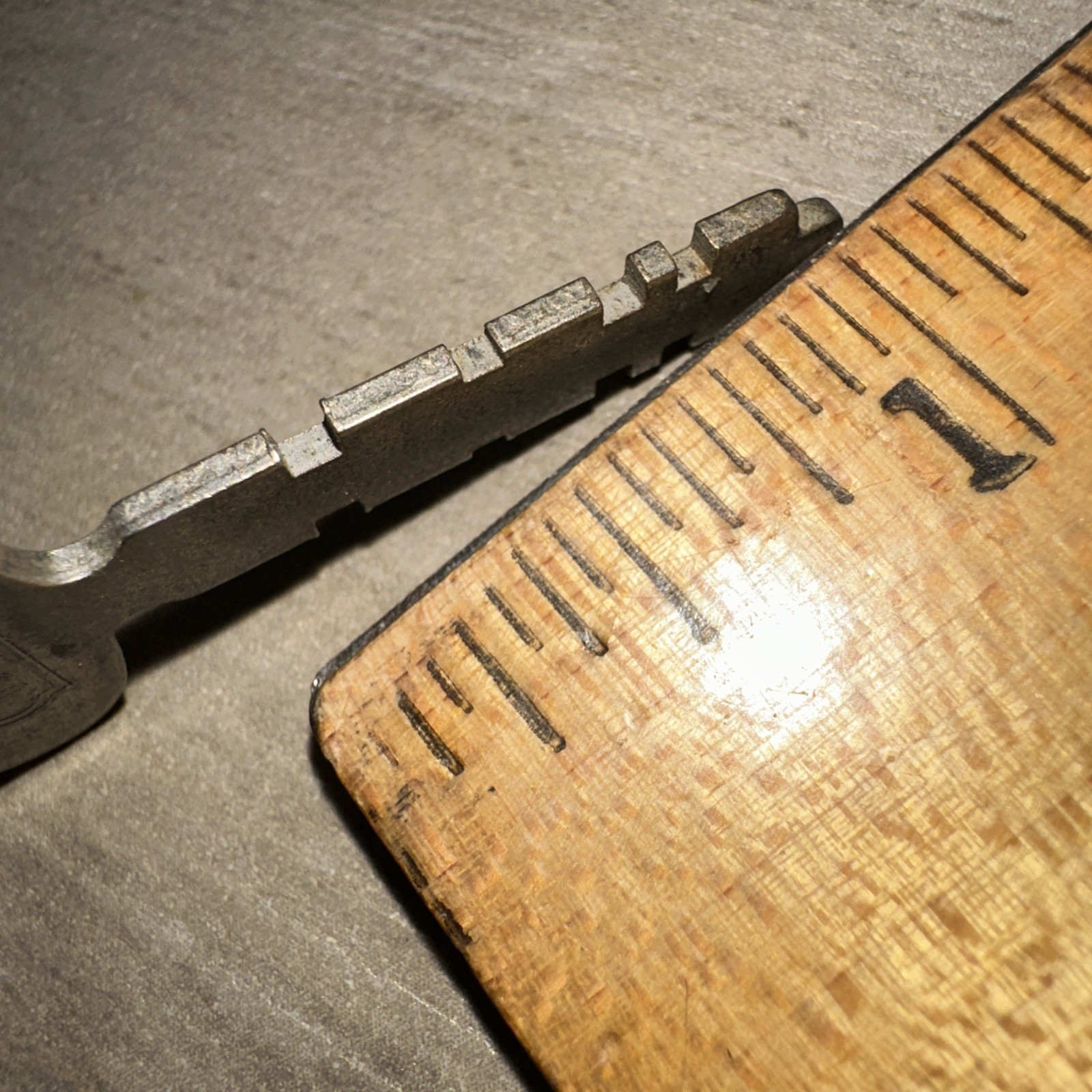 Antique Yale & Towne Flat Key #26 Original