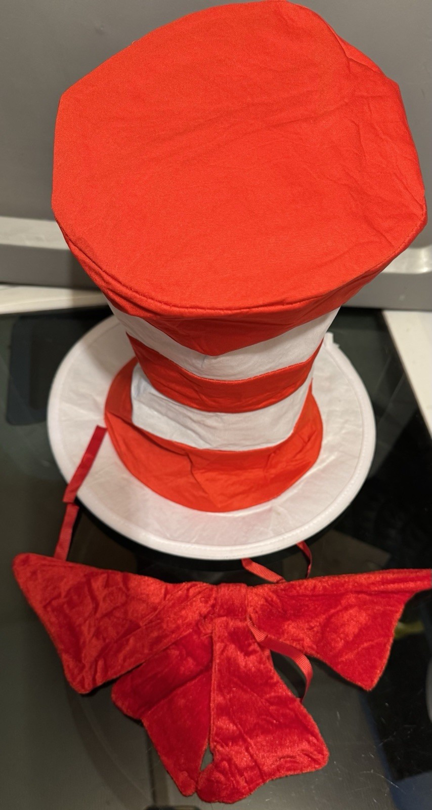 DR SEUSS CAT IN THE HAT - Hat And Bow tie COSTUME ACCESSORY SET