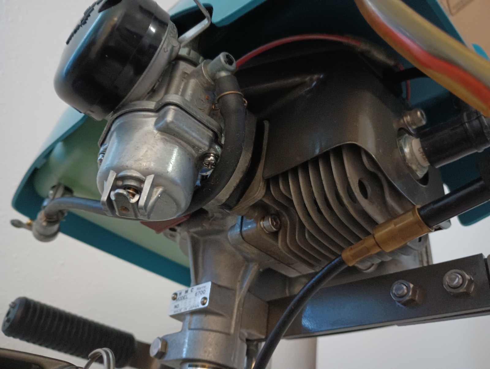 2.7hp cruise n carry outboard