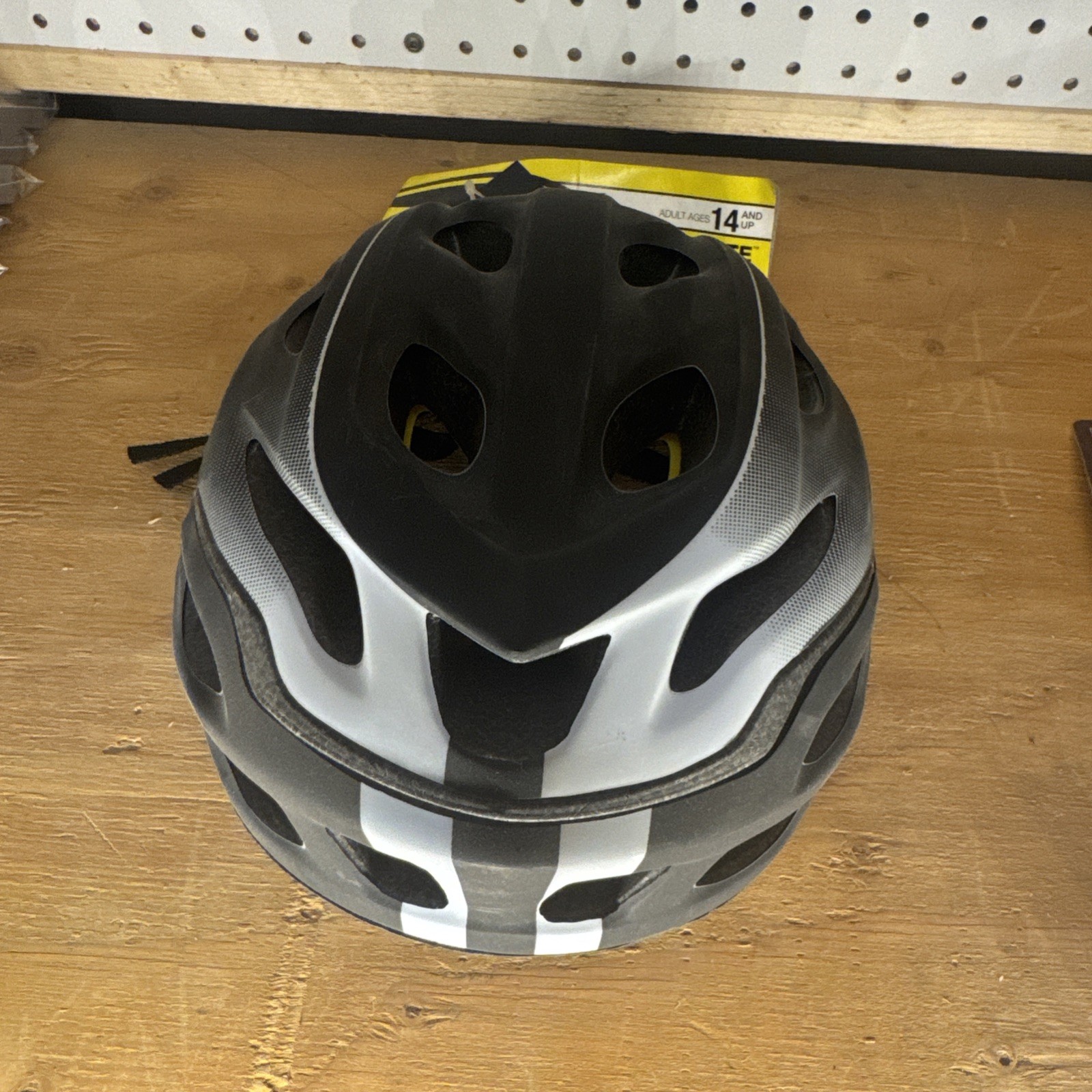 Bell - MIPS Bike Helmet Granite Adjustable Ages 14+ NWT