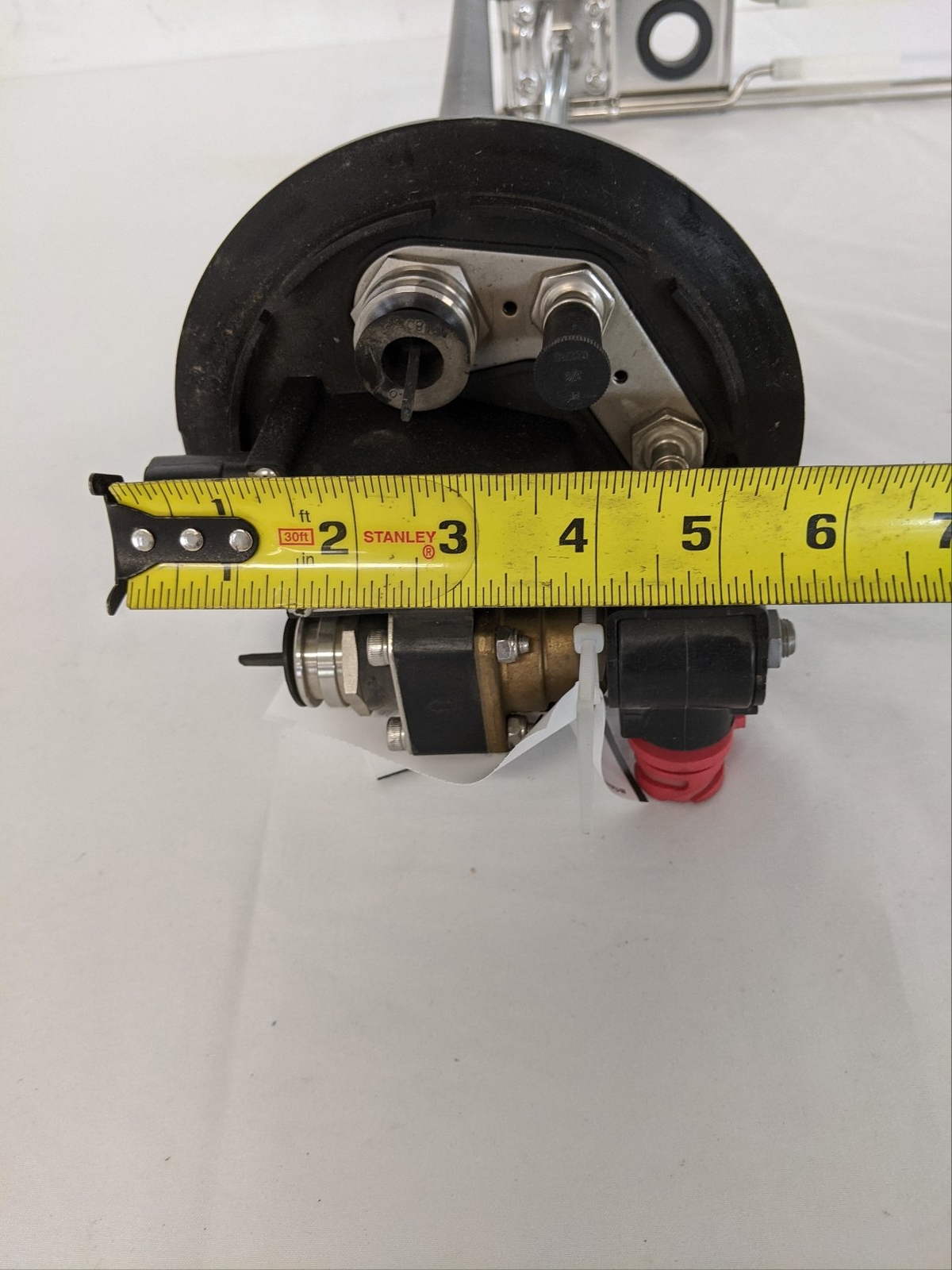 *Broken Tab* Freightliner 13/23 Gal DEF Tank Header - P/N 04-30798-000