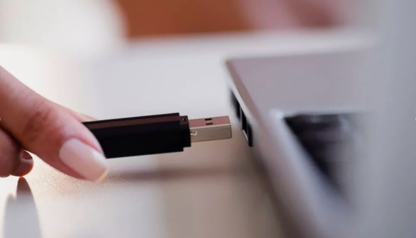 MediCat USB – The Ultimate Bootable Toolkit for PC Repair and Recovery!