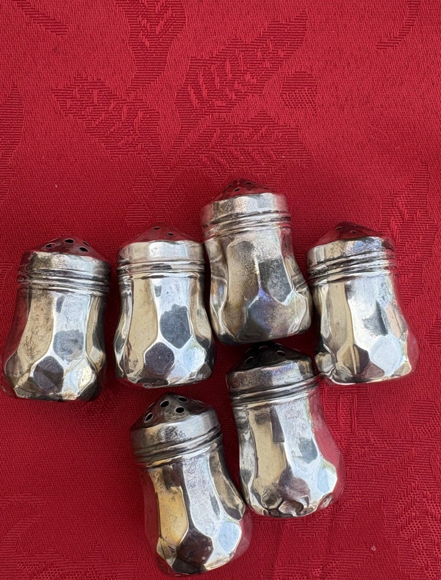 Set of 6 Vintage Victor L’Hote Sterling Silver Individual Salt & Pepper Shakers