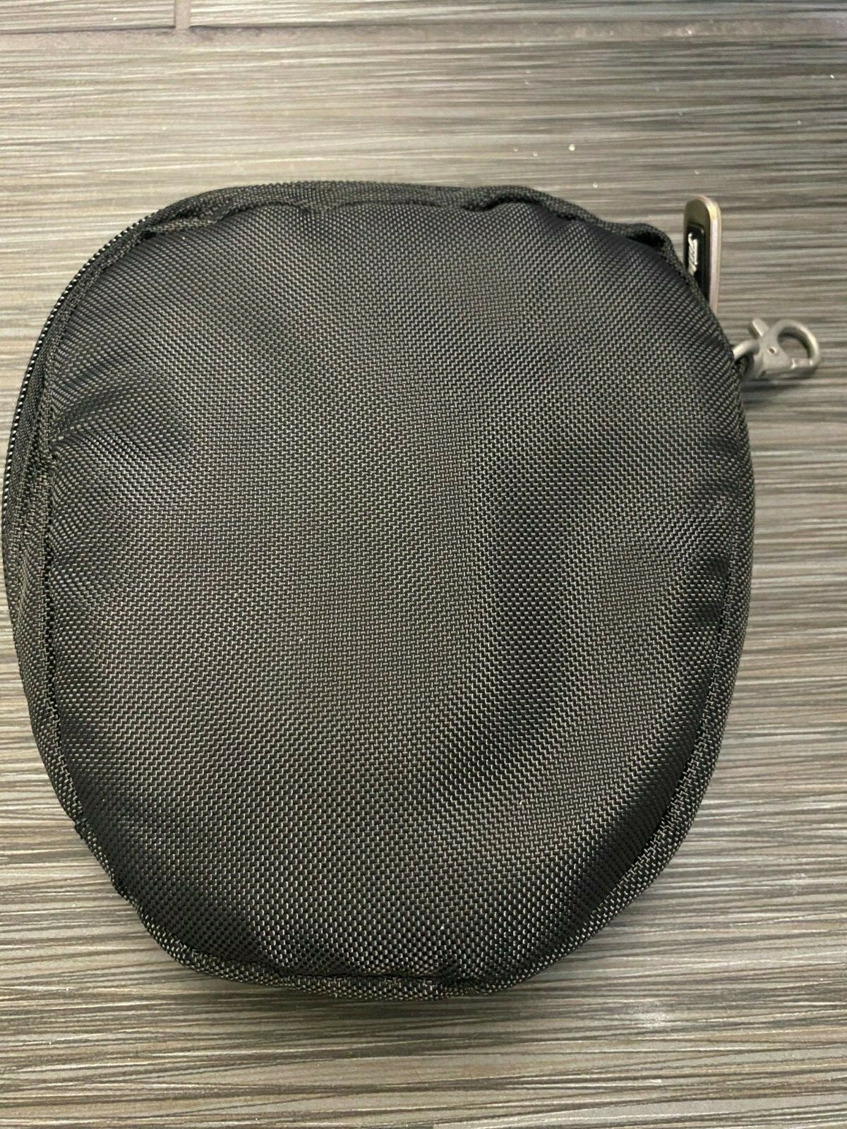 New Titleist Surefit Pouch Tour Wrench & Balls Premium Black Zipper Zip Bag