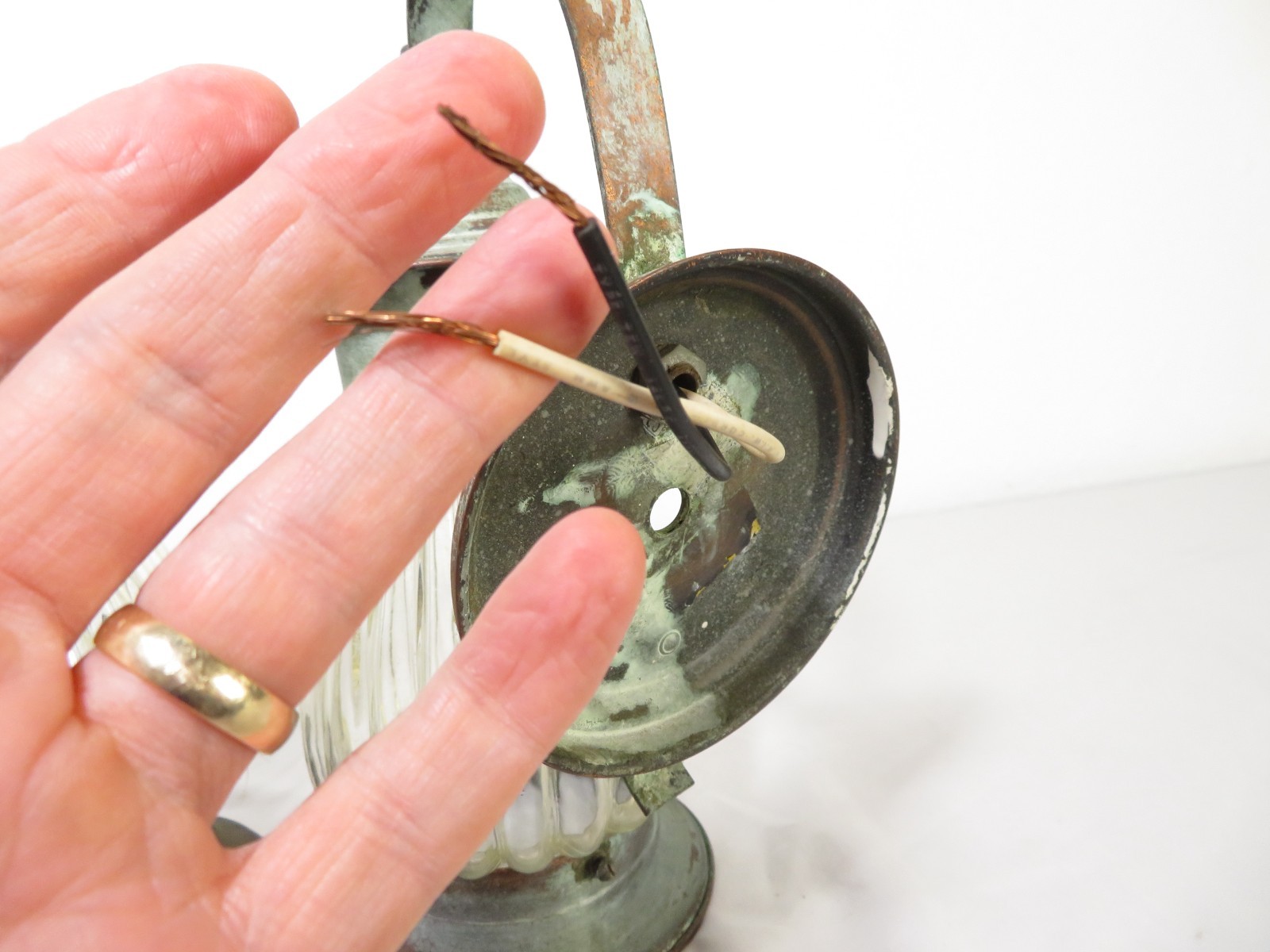 ANTIQUE Arts & Crafts COPPER TUDOR PORCH WALL SCONCE LAMP LIGHT PAIR Lantern