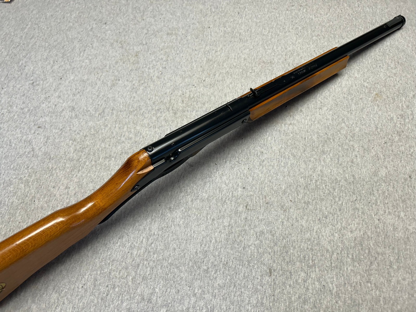 Vintage Working Daisy Model 96 .177 Cal BB Gun Air Rifle, Near Mint Condition