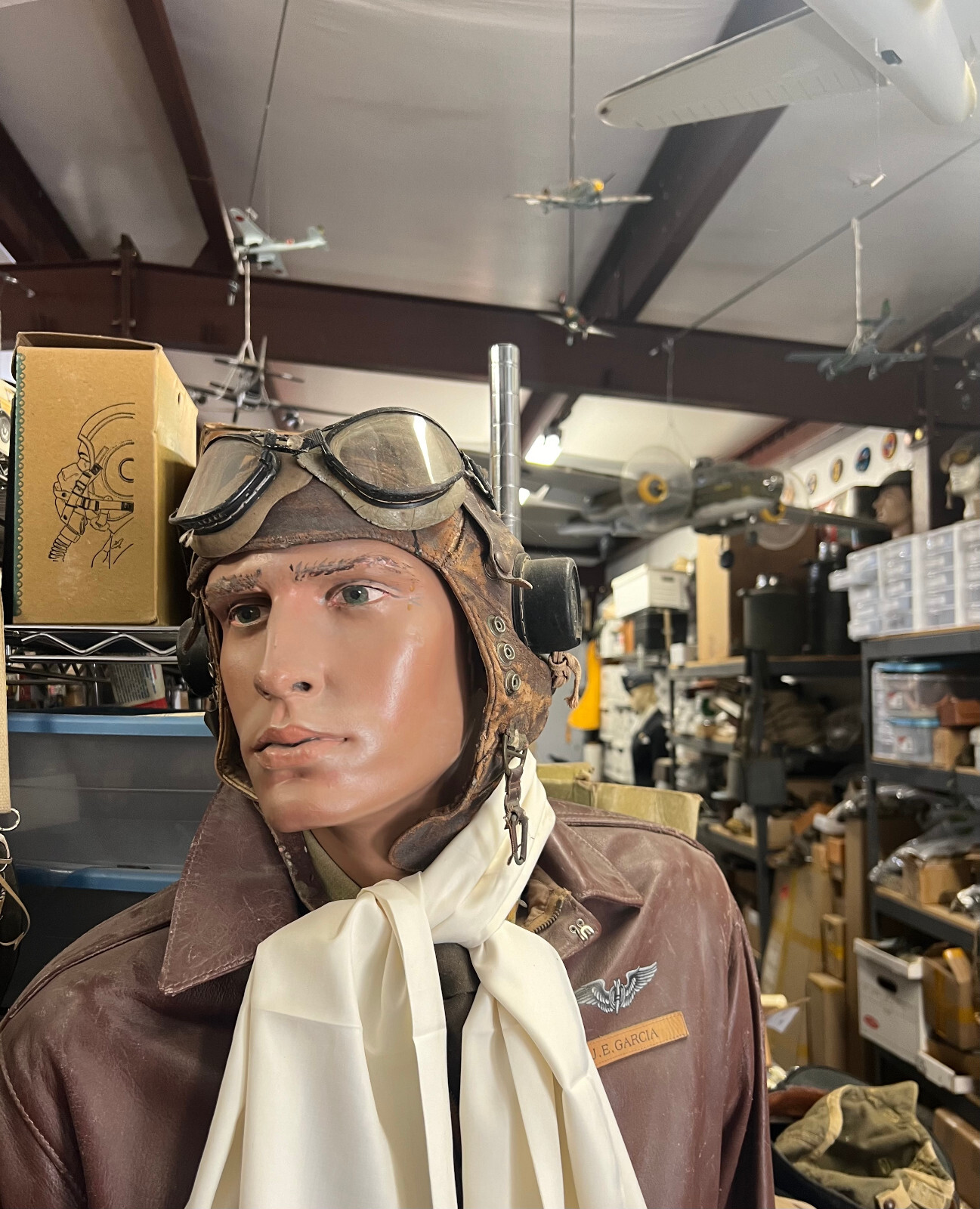 BATTLE OF BRITAIN PILOT’S FLYING SCARF AIR MINISTRY 1939