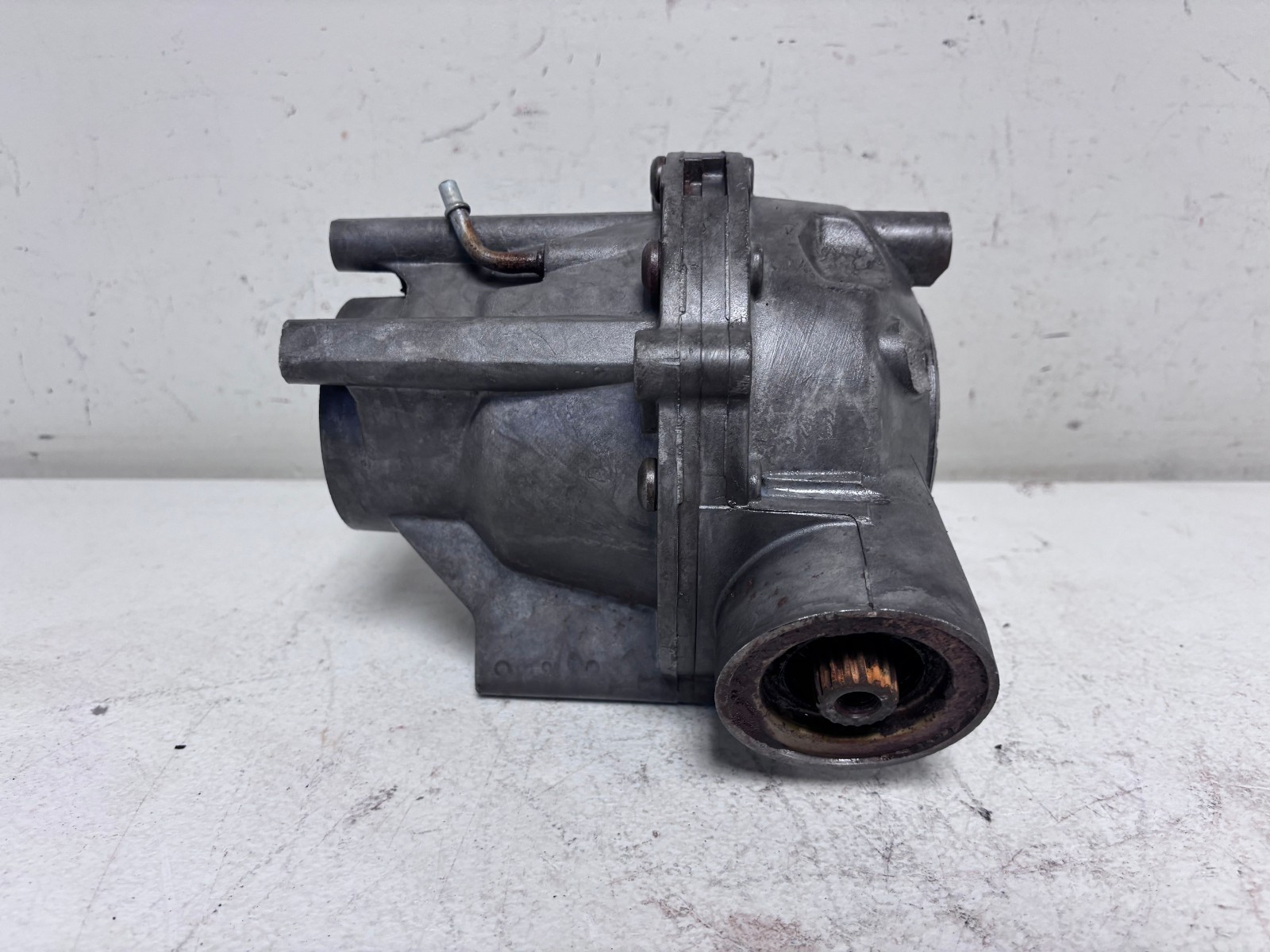 2014 Can Am Maverick 1000 OEM Front Diff Differential Gearcase 703500908