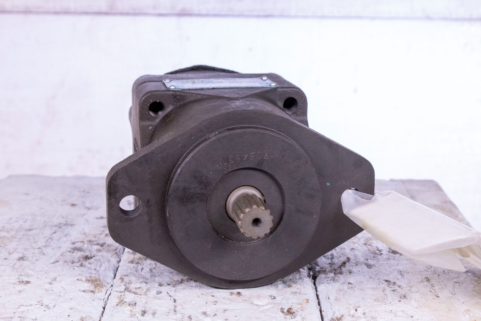 Veljan VM4C-055-3N00-A102 Hydraulic Pump