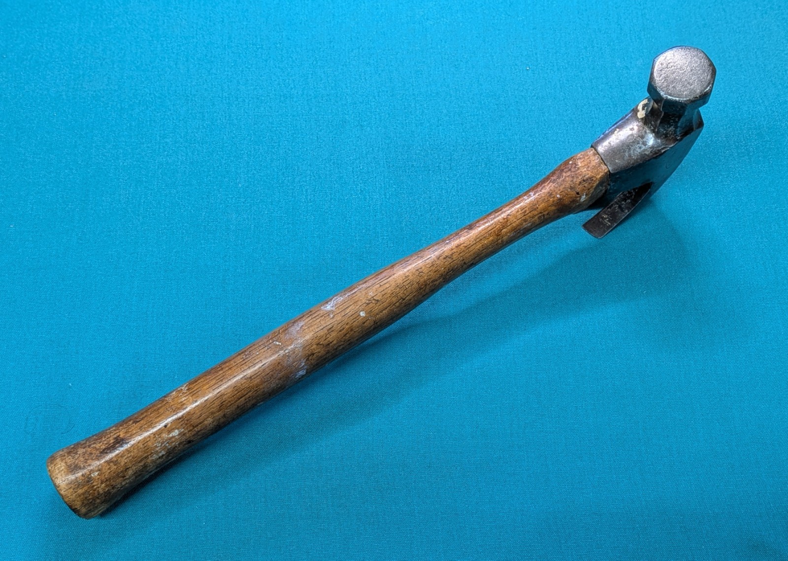 1940's Wards Master Quality Curved Claw Hammer 22 oz. Total