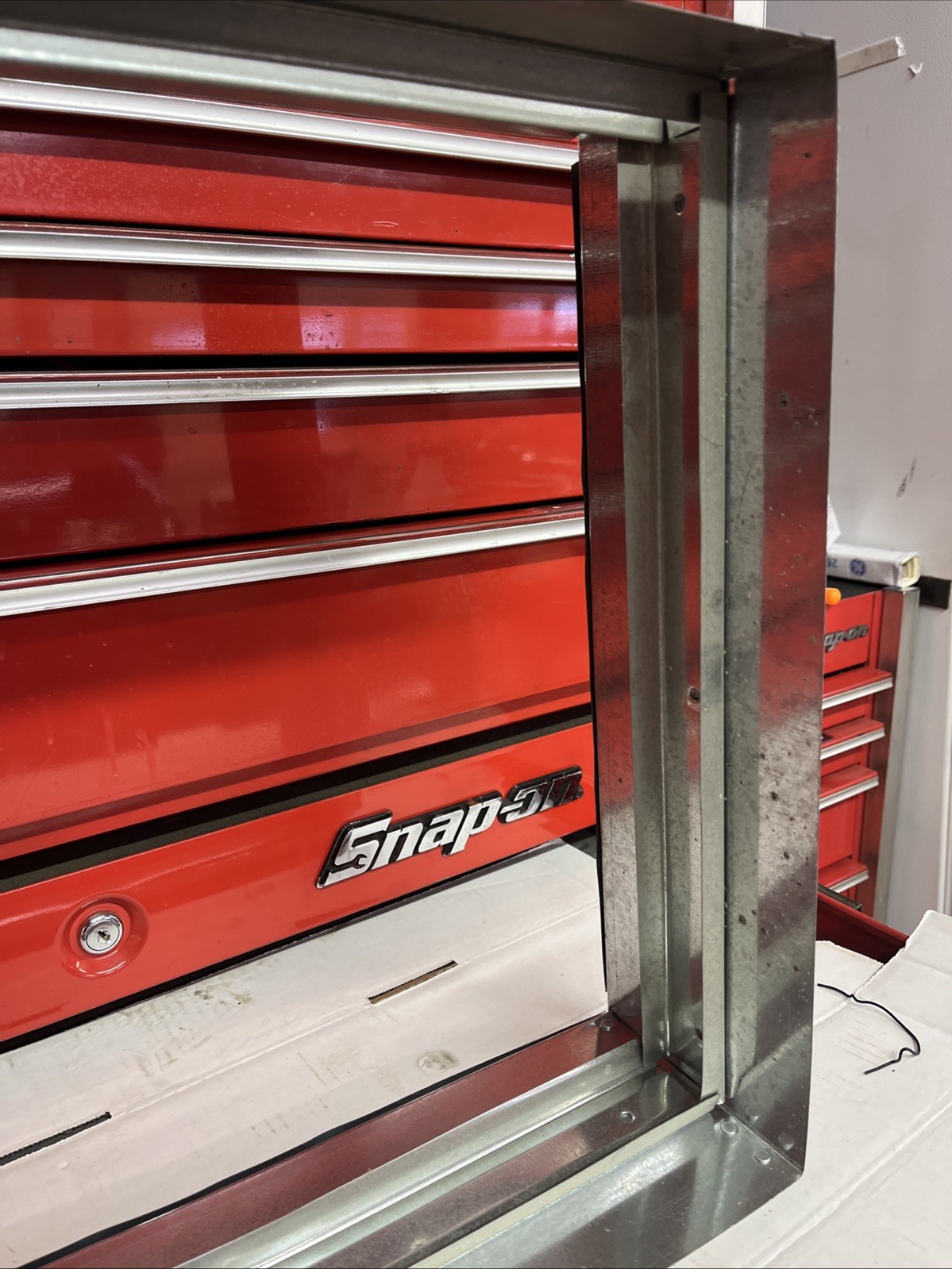 GRAY Manufacturing Duct Filter Rack 16x25"x1"