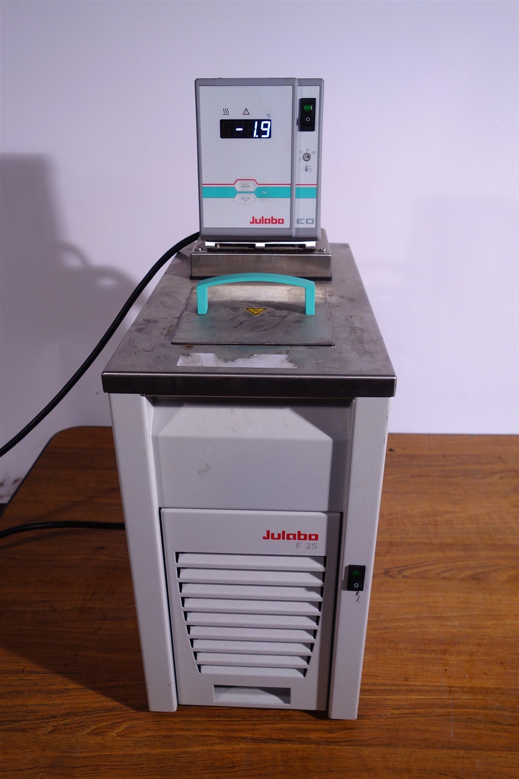 Julabo F25 Refrigerated Heating Circulator / Water Bath