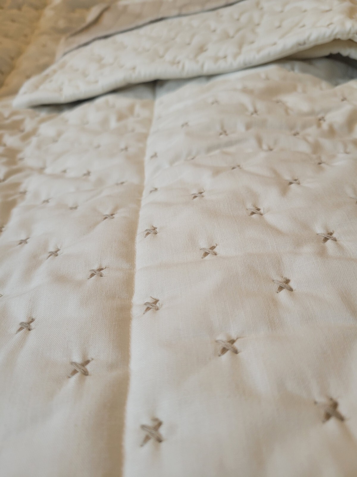 Beddys TWIN Monroe ZipBase Minky