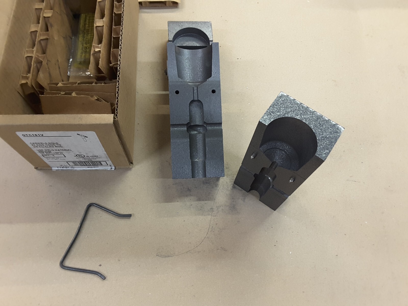 ERICO CADWELD GTC181V MOLD #2 copper wire thru TO 3/4" inch ground ROD