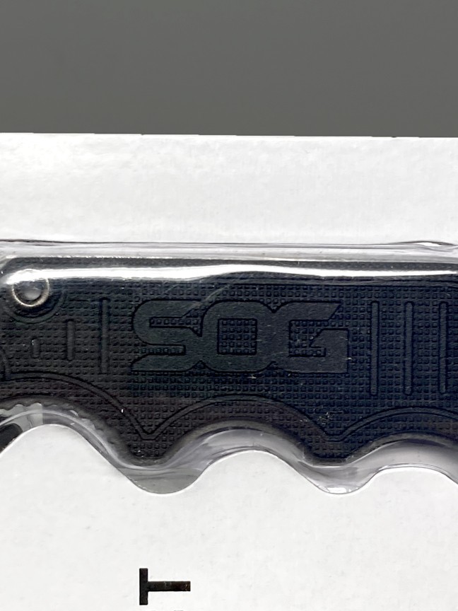 SOG™ INSTINCT MINI Boot/Neck Anti-Glare Coat Fixed Blade Knife W/Molded Sheath