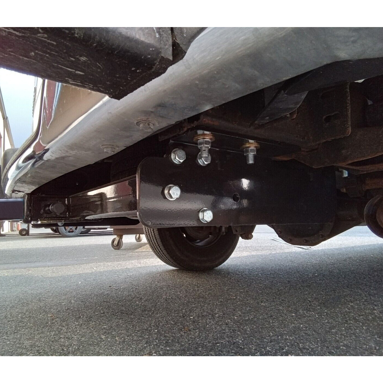 2" Receiver Trailer Class 3 Tow Hitch For 96-24 Chevy Express GMC Savana Van