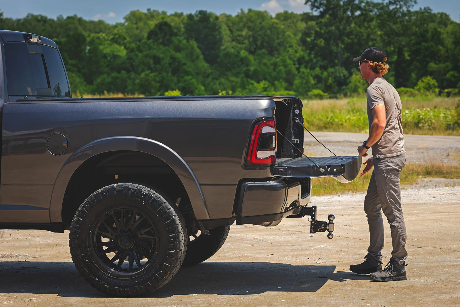 Rough Country Hard Roll-Up Bed Cover for 2009-2018 Ram 1500 | 6'4" - 50309650