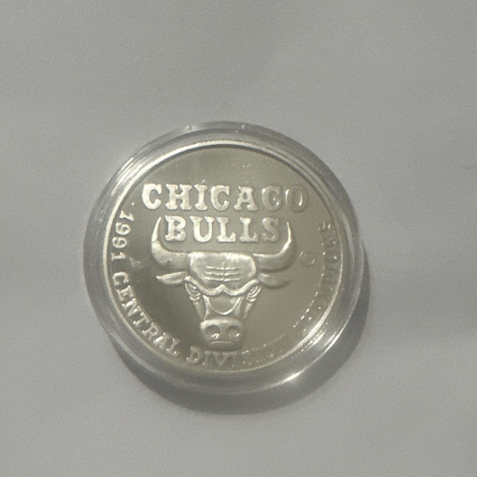 Chicago Bulls 1991 Chicago Stadium Limited Edition Silver Commemorative Coin