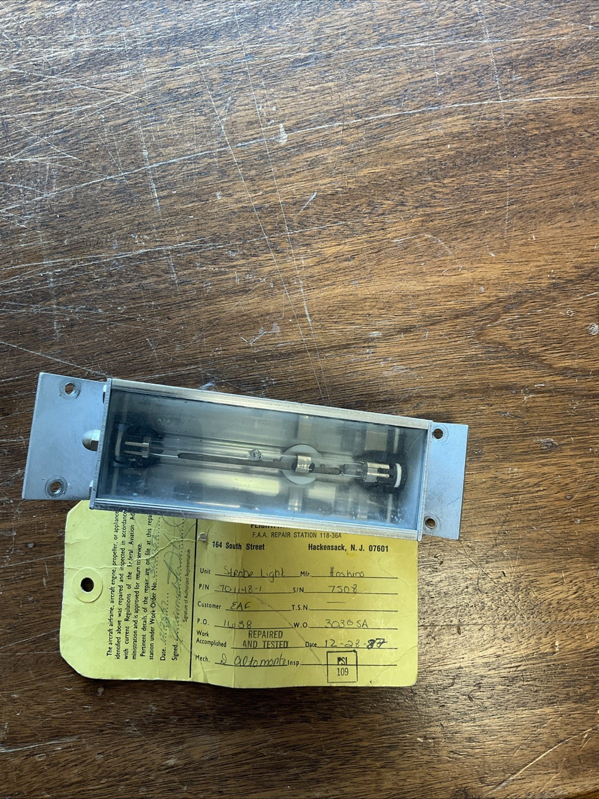 Hoskins Strobe Light P/N 701148-1