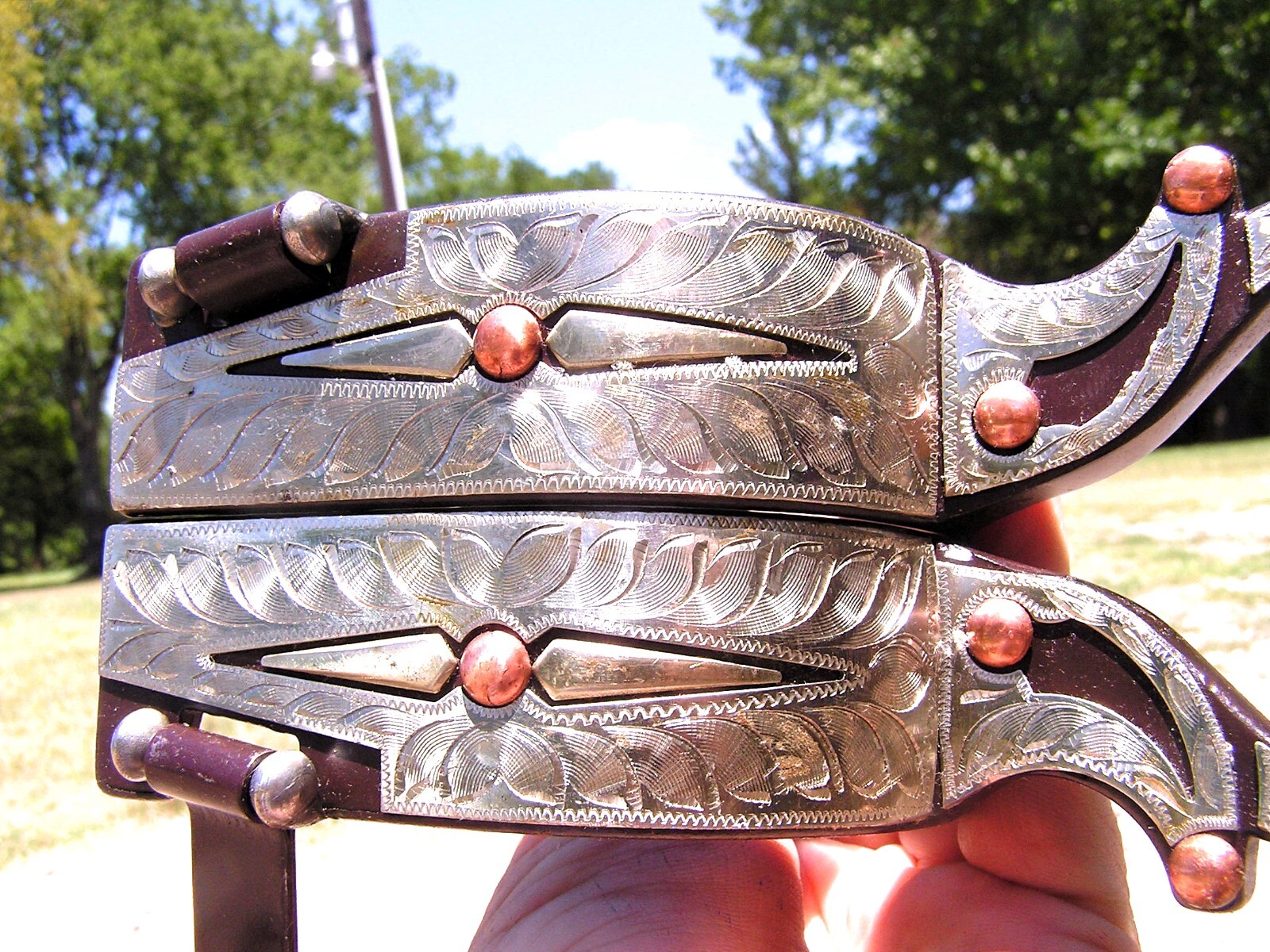 Men's show spurs WITH leather straps