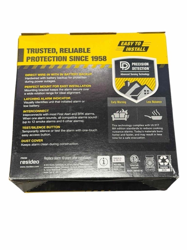 NEW BRK First Alert SMI100-AC Smoke Alarm Direct Wire In With 9V Battery Backup