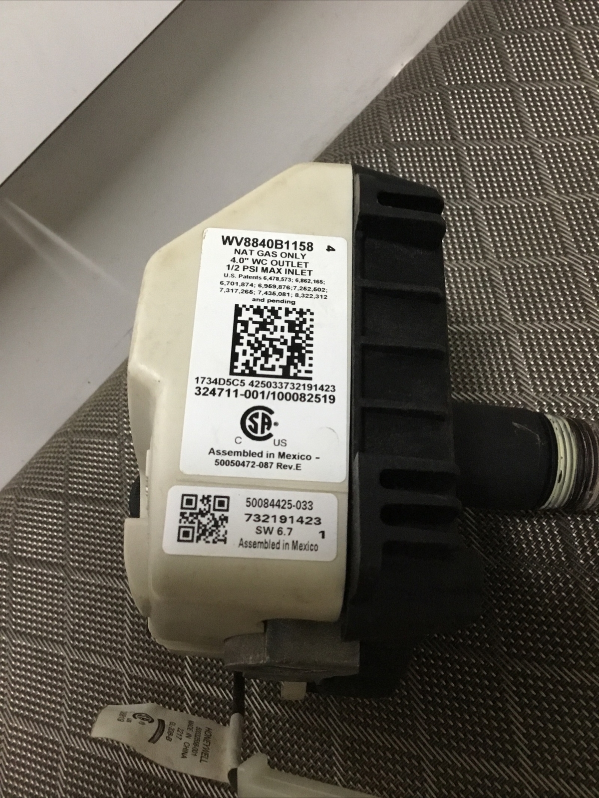 Honeywell Water Heater Gas Valve WV8840B1158 Tested