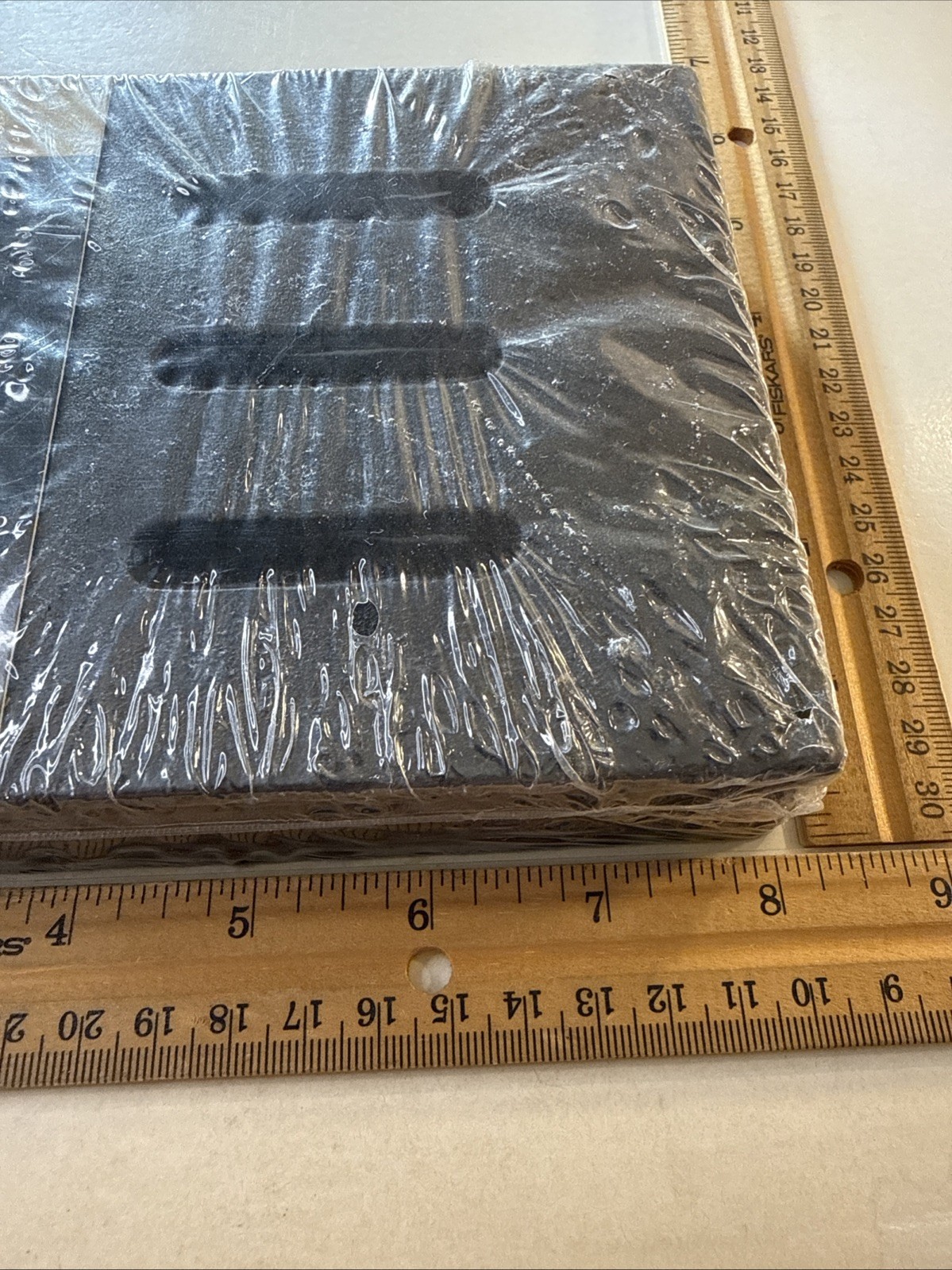 Char-Broil Cast Iron Smoker Box Gas Charcoal Grills wood Chips Flavor electric