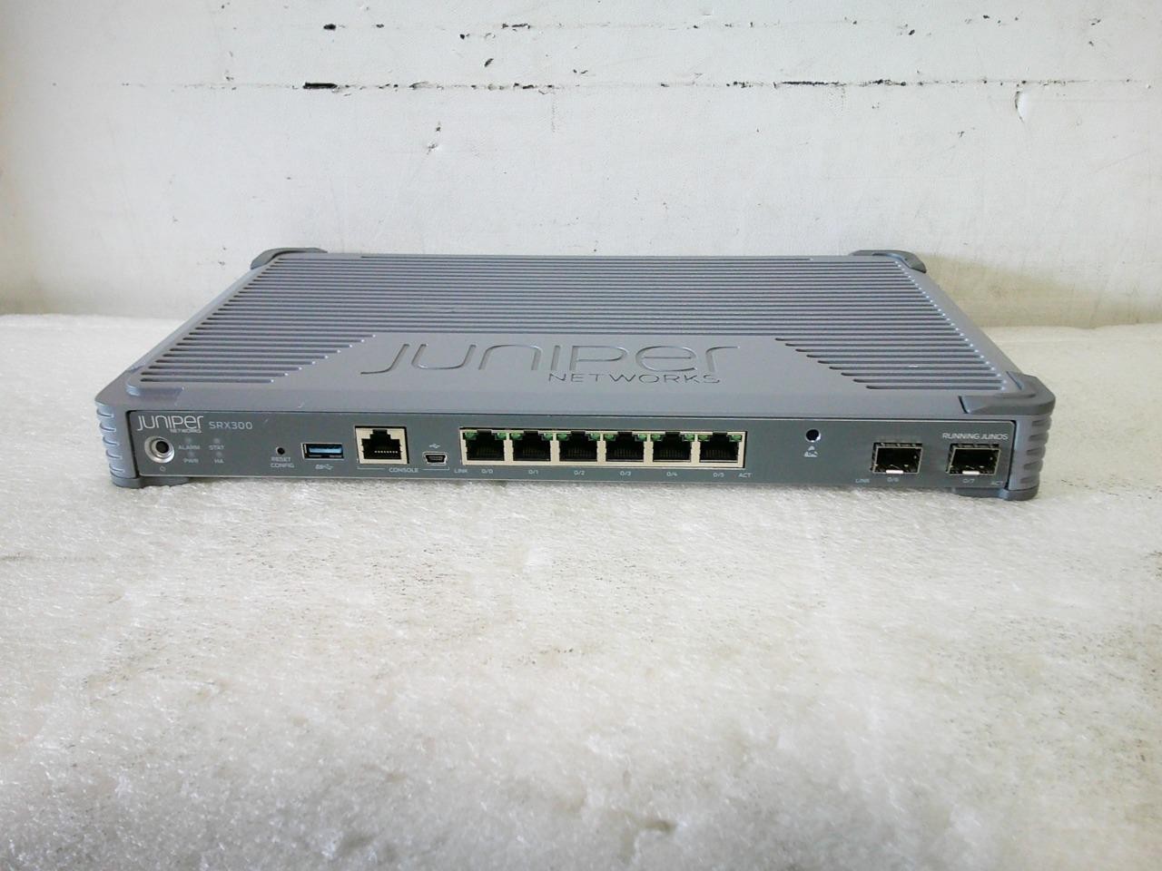 Juniper Networks SRX300 6-Port Security Services Gateway Firewall