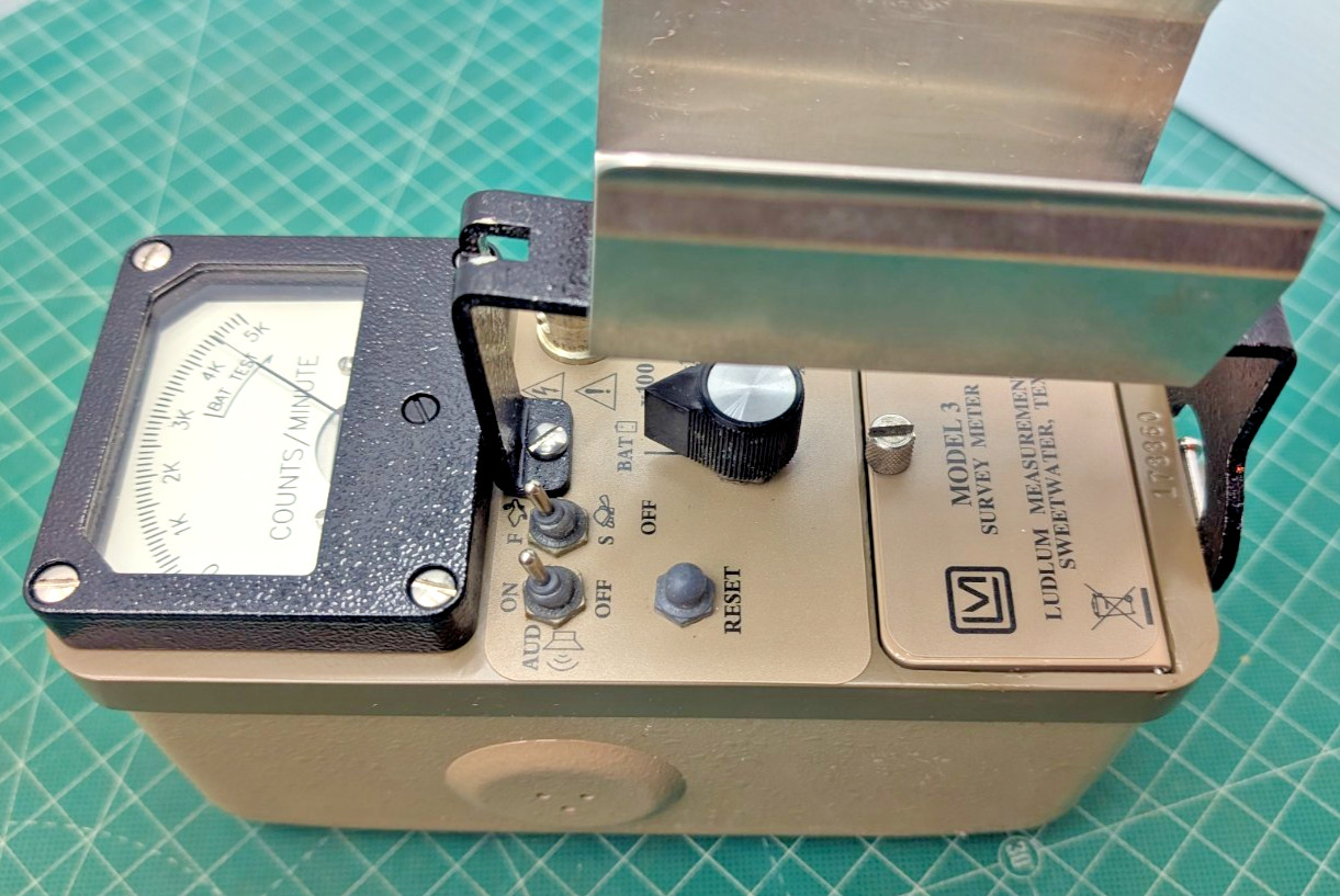 1x REPAIR Battery Compartment for LUDLUM Meters model 3, 12, 14C, 2241 etc.