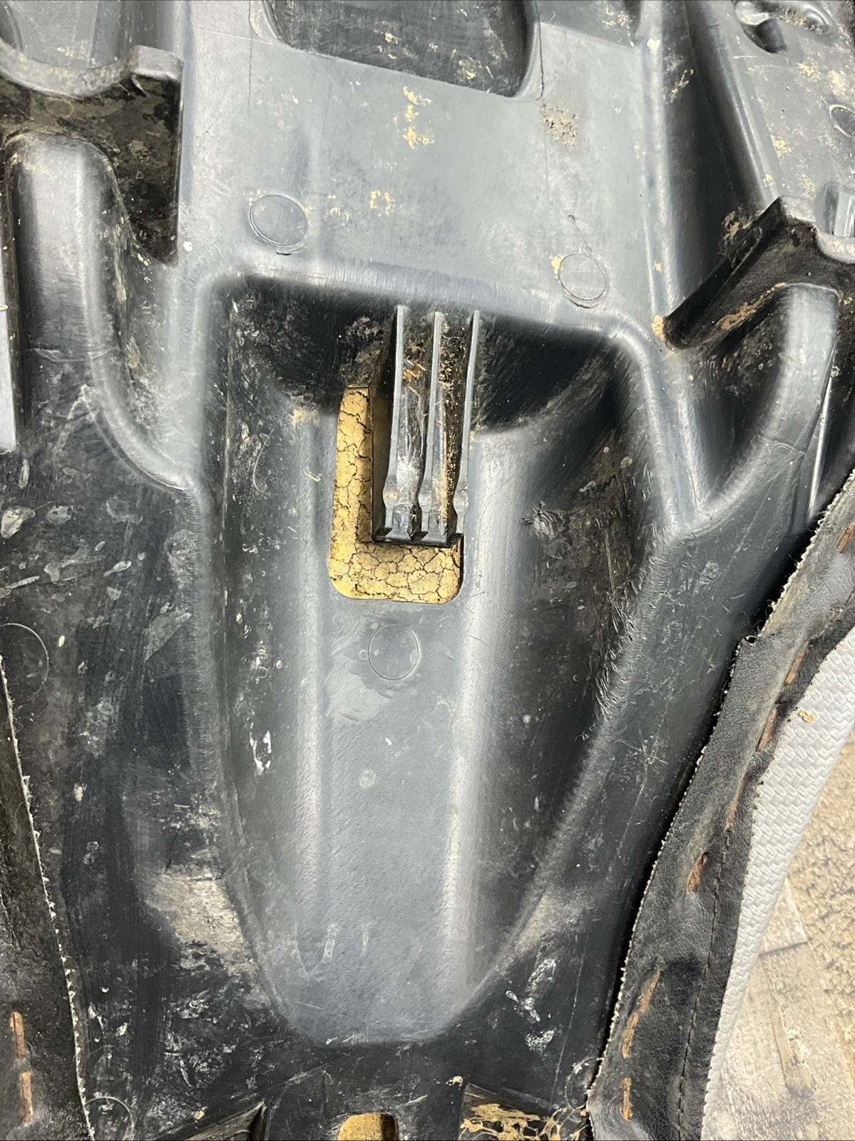 POLARIS 0453327 OEM SEAT BASE W/FOAM OUTLAW 90/110 YOUTH ATV