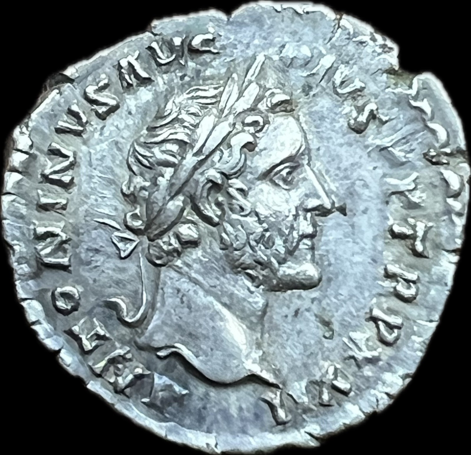 ANCIENT ROMAN SILVER DENARIUS - ANTONINUS PIUS 138-161 A.D.