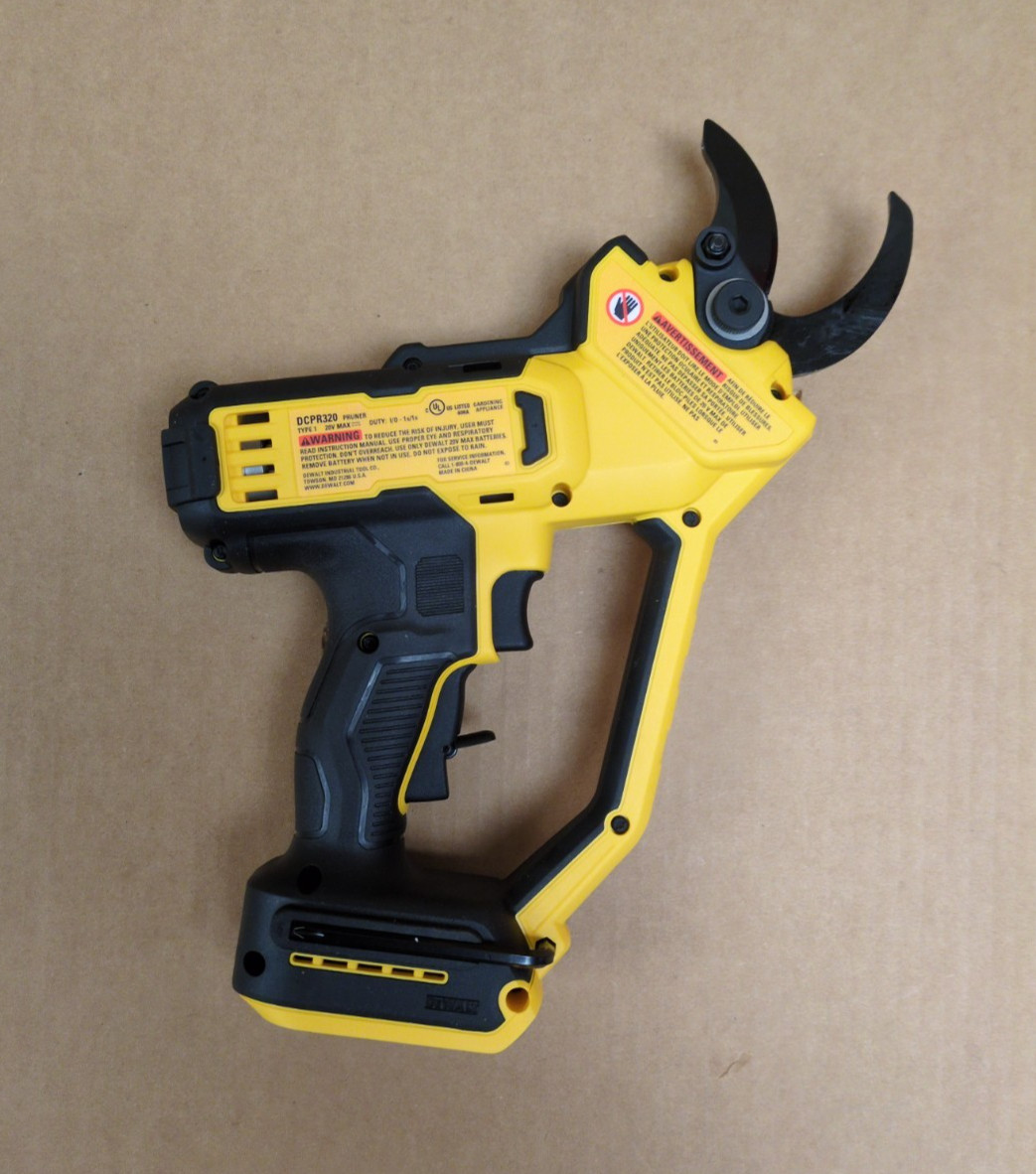 [Open-Box] (DCPR320B) DeWalt 20V MAX Cordless Pruner