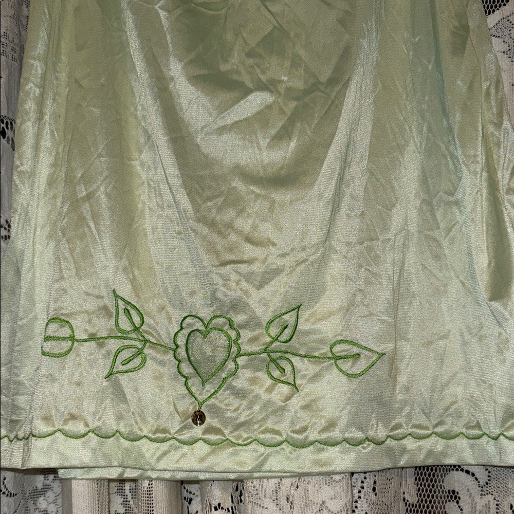 Vintage green embroidered half slip
