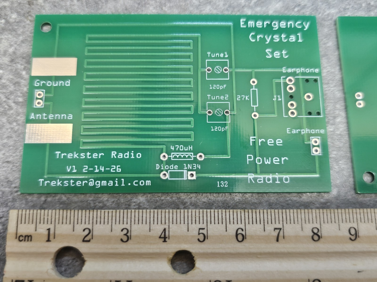EMERGENCY CRYSTAL RADIO KIT - Build Your Own Crystal Radio !!!