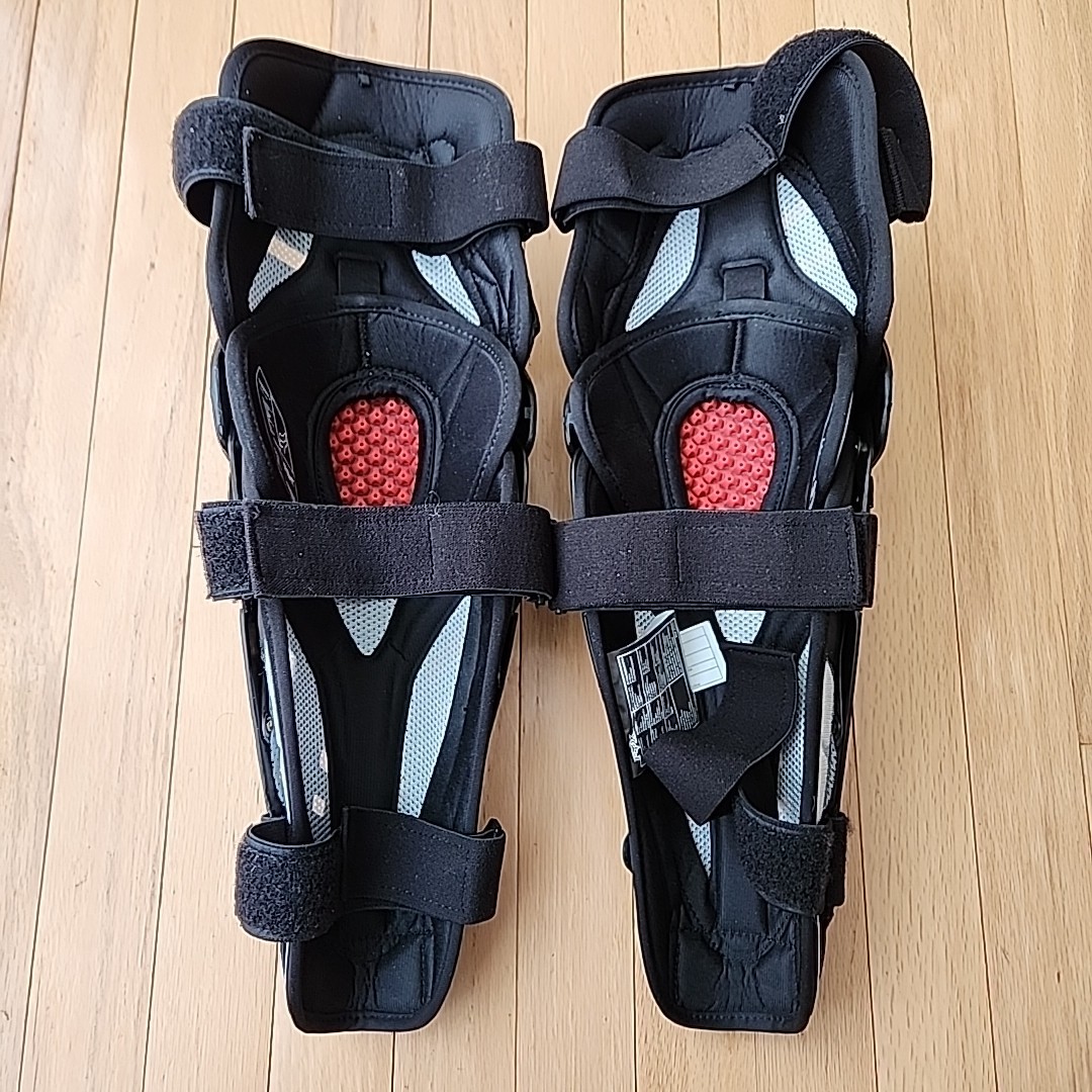 Fox Racing Titan Pro Knee Shin Guards Adult Pair Black One Size Motocross READ