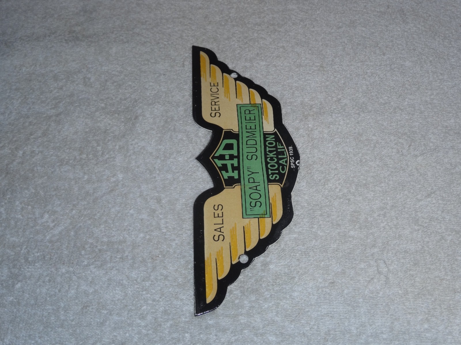 VINTAGE 1939 HARLEY DAVIDSON MOTORCYCLE SOAPY WINGS PORCELAIN METAL GAS OIL SIGN