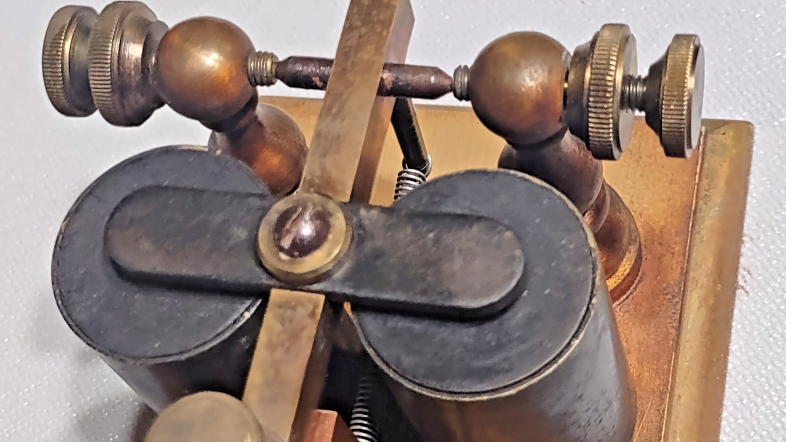 1880'S ATTRIBUTED GAMEWELL FIRE ALARM TELEGRAPH CO, BOSTON BRASS BASE