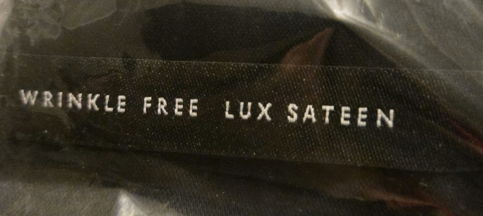 Van Heusen Lux Sateen Black Dress Shirt Men's 17 34/35