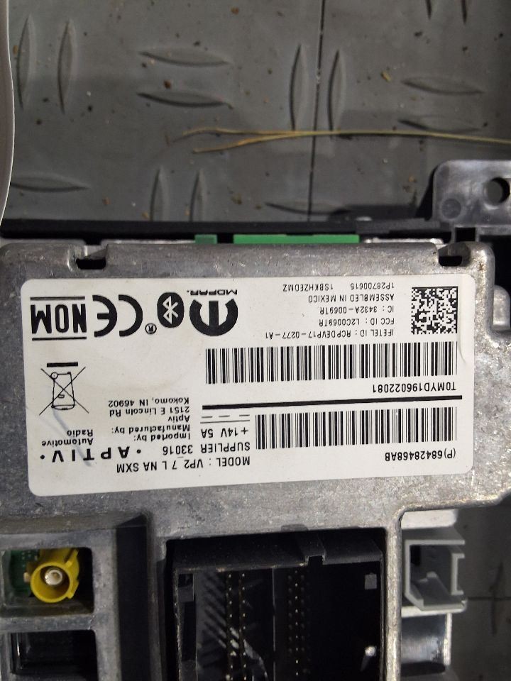 2018-2020 Dodge Charger Display And Receiver 7.0" screen w/Sirius XM