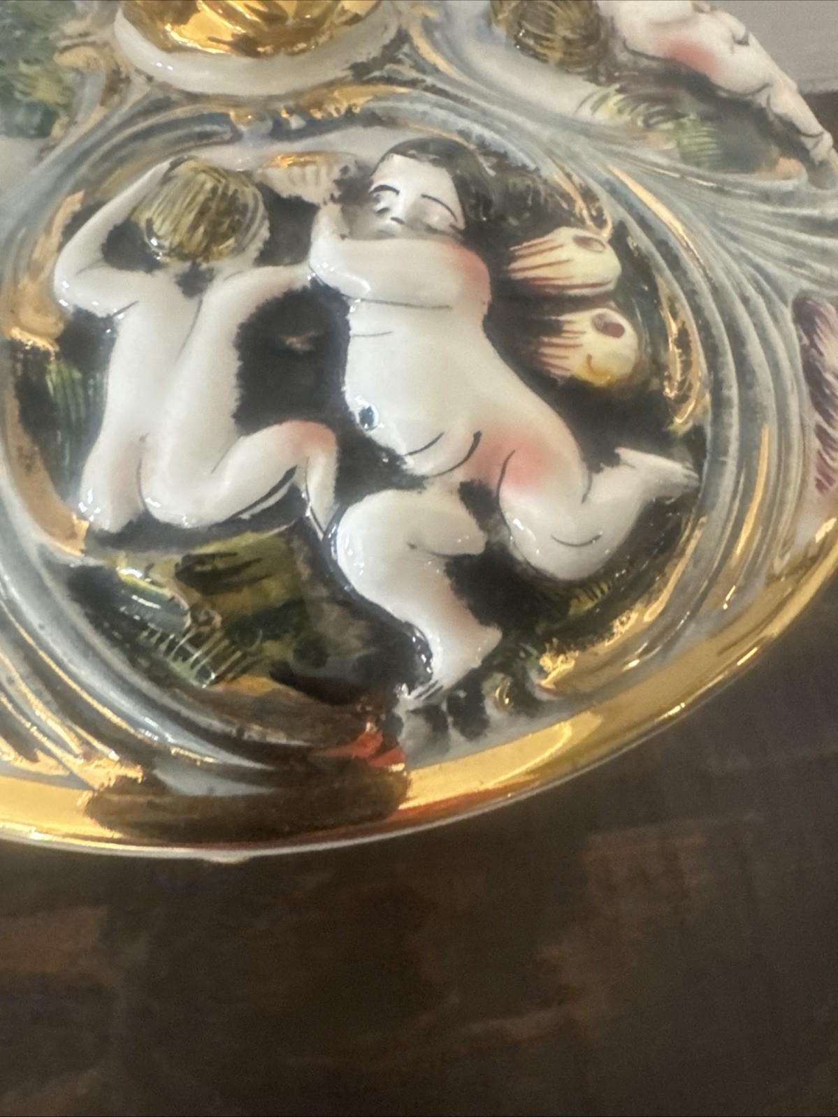 Capodimonte Porcelain Cherubs Putti Candy Dish Bowl Lidded Footed Italy