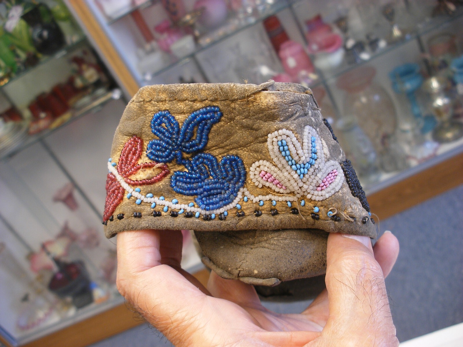 Antique Vtg Native American Plains Indian Beaded Moccasins - Damage - As-is!