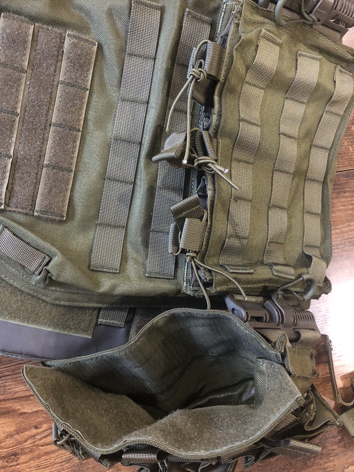 Tactical Vest Plate carrier Fits 11x14 And 10x12 Armor Plates