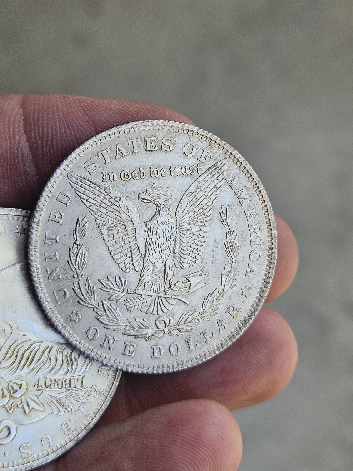 Magic Trick Disappearing Morgan Magnetic Card Coin Combo