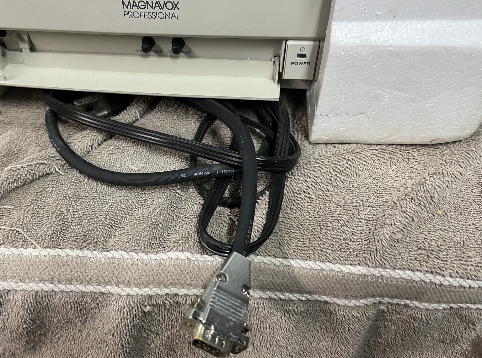 Vintage Magnavox 7BM749 CH01 - VGA Professional Display Monitor - New In Box